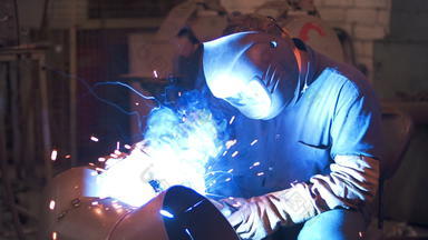 工业工人焊接钢保护面具金属加工工厂